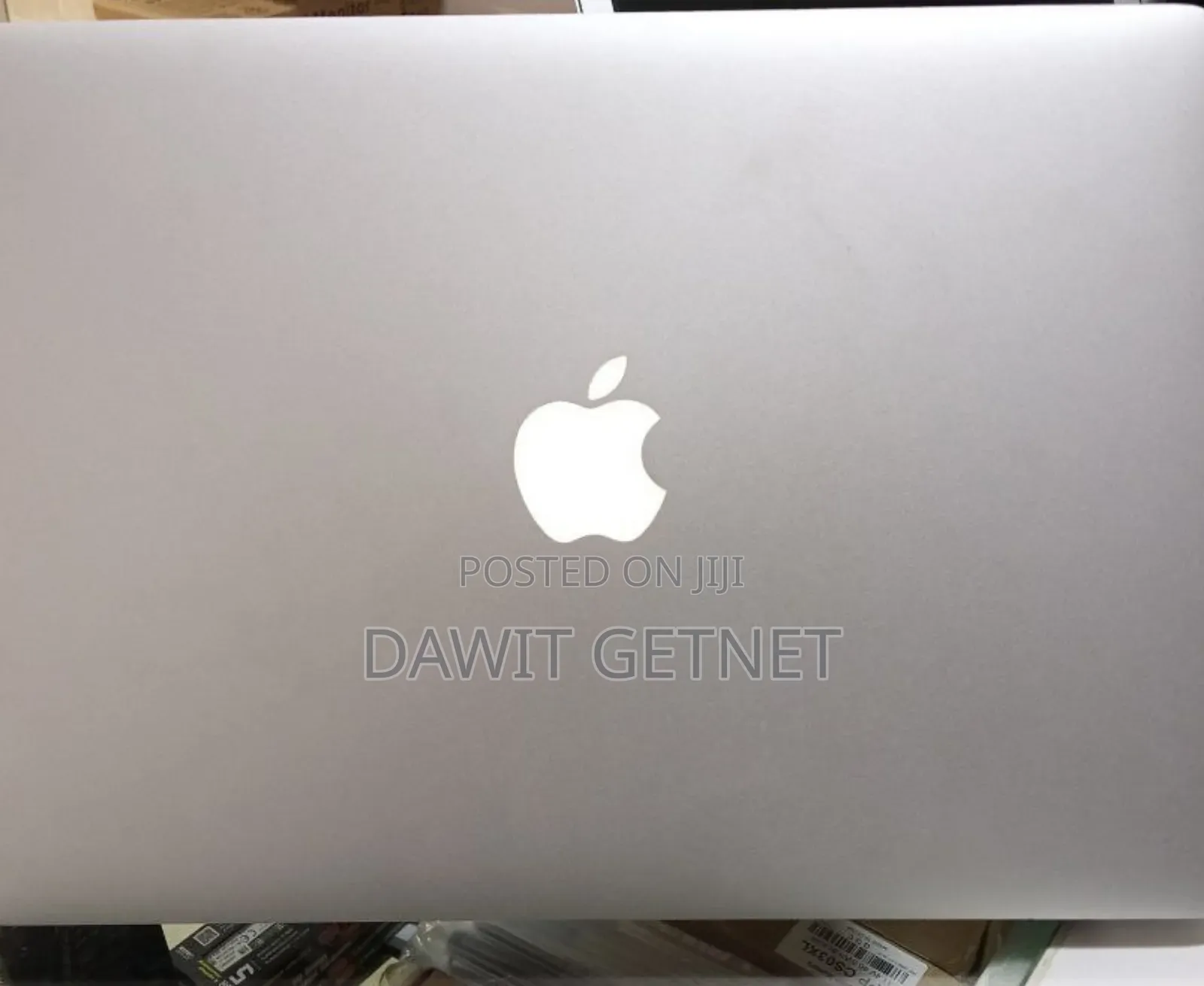 New Laptop Apple MacBook Air 2022 M2 4GB Intel Core I5 SSD 128GB