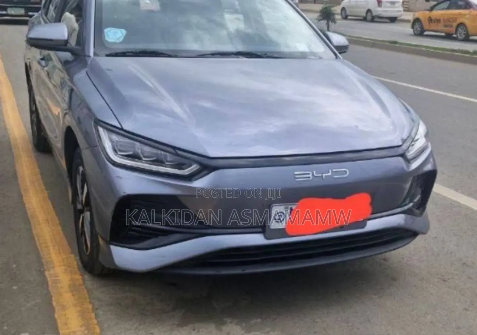 BYD E2 43 kWh 94 hp FWD 2024 Brown