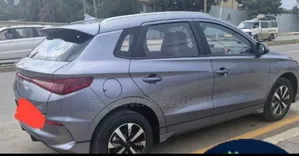 BYD E2 43 kWh 94 hp FWD 2024 Brown