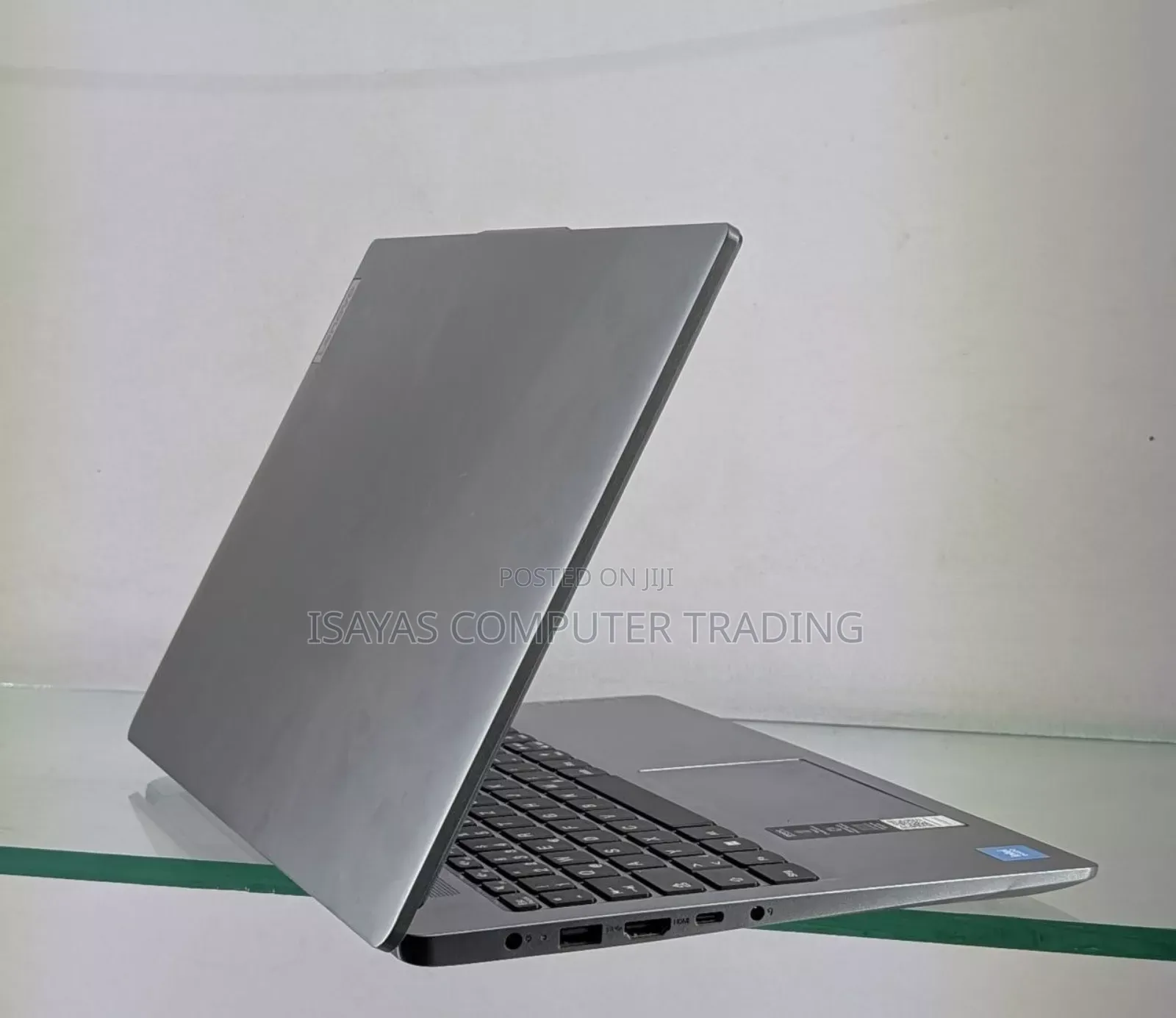 New Laptop Lenovo Ideapad 3 8GB Intel SSD 256GB