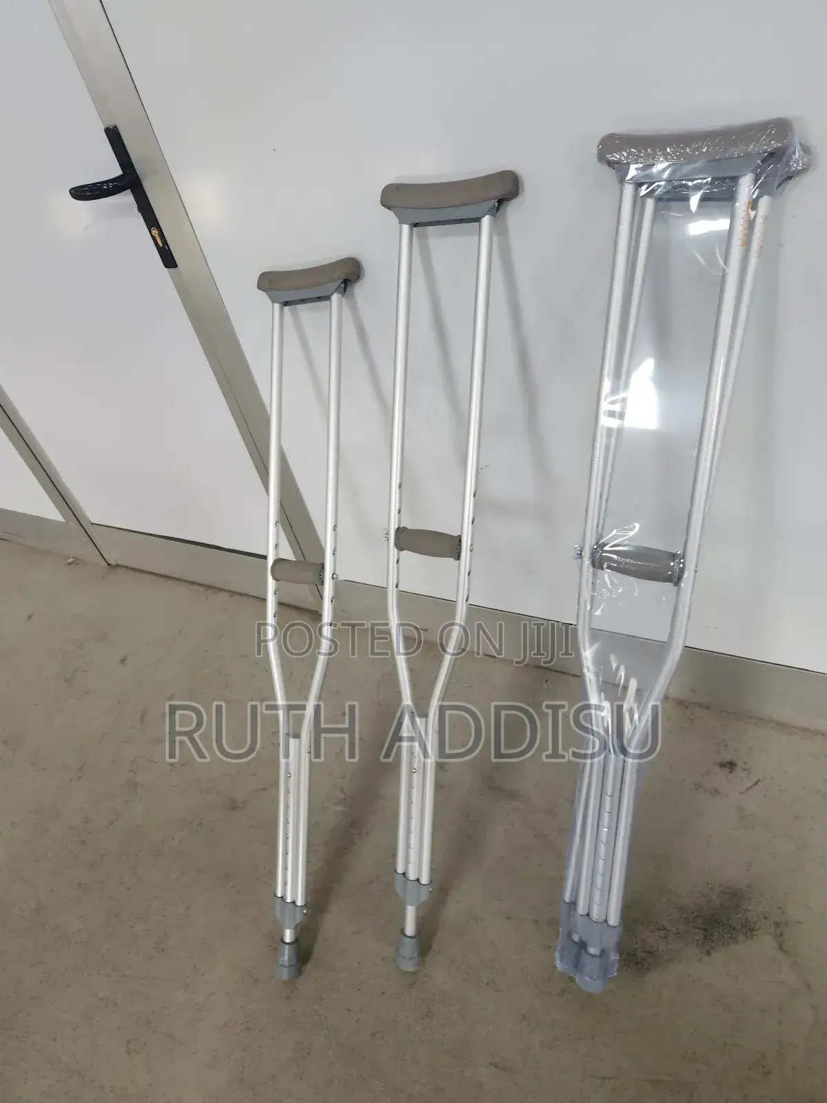 Axillary Crutches專業crutches网了under Arm Crutches刊出crutches段的crutches