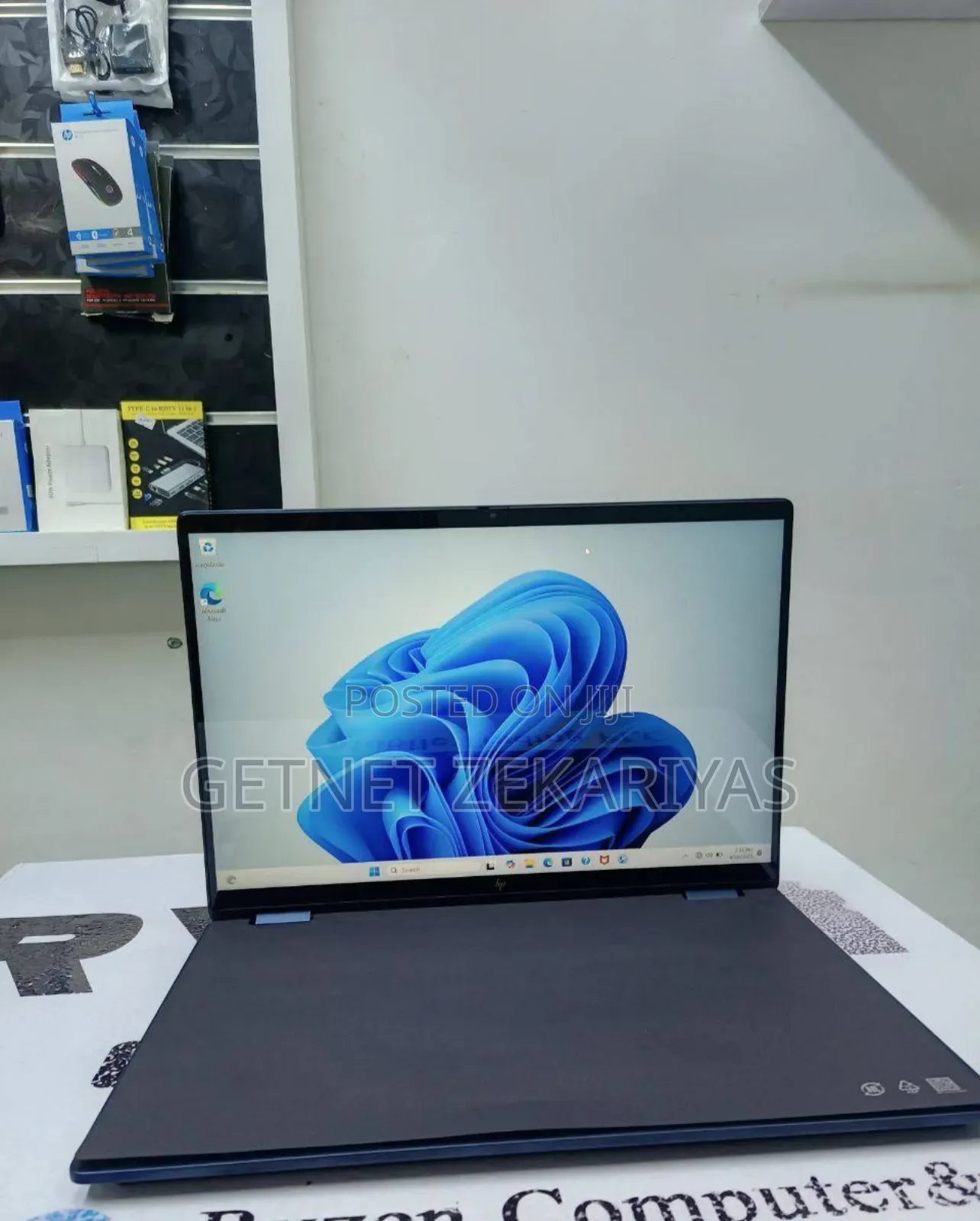 New Laptop HP OmniBook Ultra Flip 14" 16GB Intel Core Ultra 7 SSD 1T