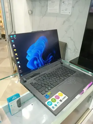 New Laptop Asus ROG Strix G16 G614 16GB Intel Core I7 SSD 1T