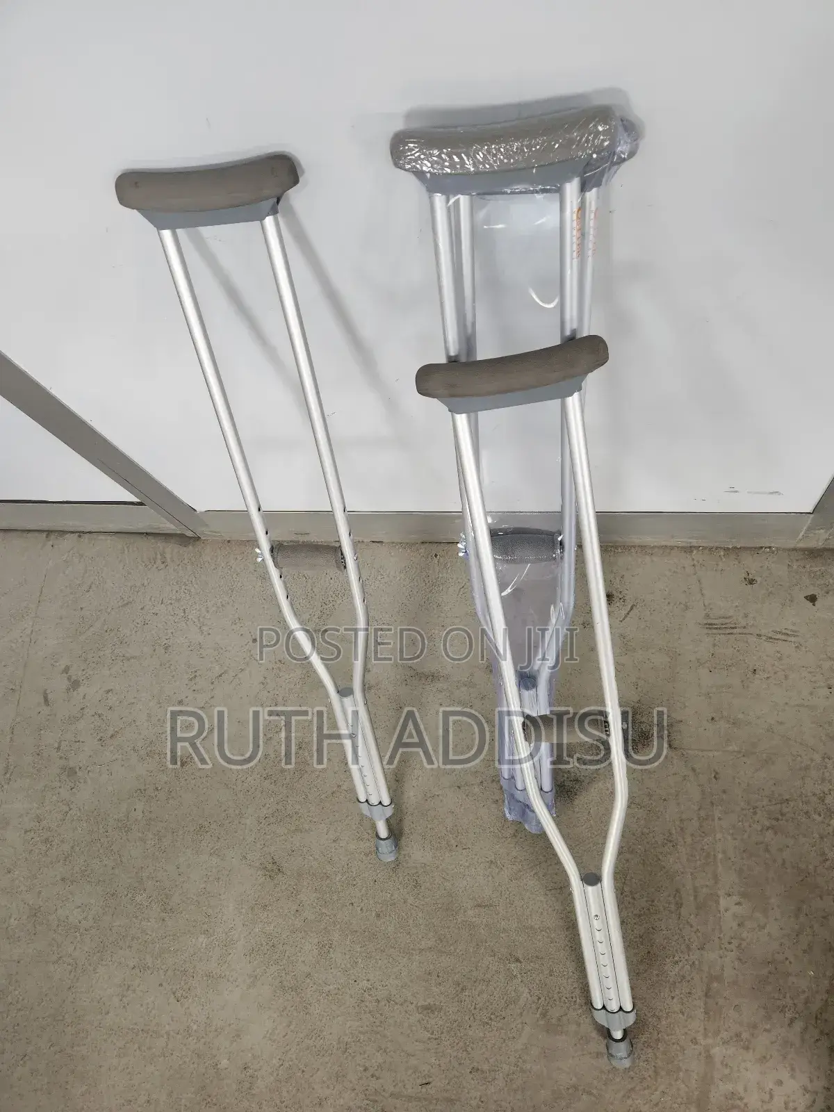 Axillary Bilateral Crutches腑不crutches胎動crutches𣋡我crutches元建crutches