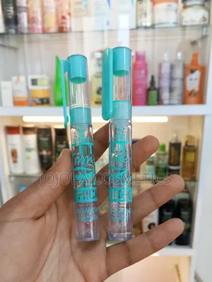 Photo - Long Lasting Mascara