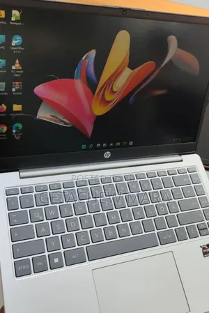 New Laptop HP Stream Notebook 8GB AMD Ryzen 5 SSD 512GB