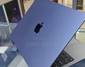 New Laptop Apple MacBook Pro 2019 8GB Intel Core I7 SSD 512GB