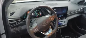 Hyundai Ioniq 2021 White