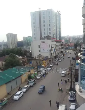 መርካቶ ፤ ለ 2b+G+12 ቁፋሮ ላይ ያለ ቦታ ሽያጭ 253sqm