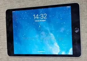 New Apple iPad mini 4 128 GB Silver