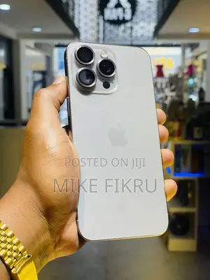 New Apple iPhone 15 Pro Max 256 GB