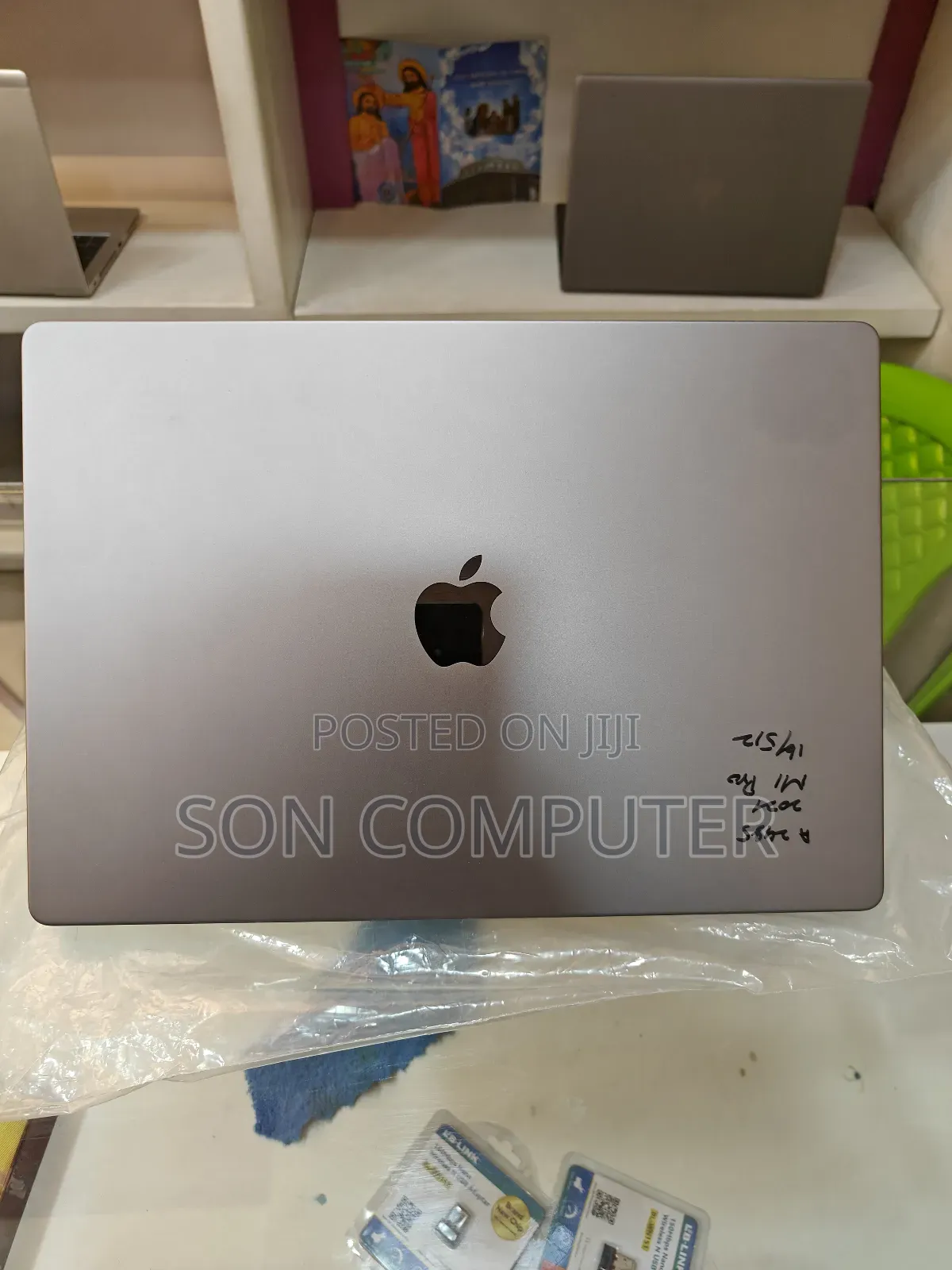 New Laptop Apple MacBook Pro M1 16GB Intel Core I9 SSD 512GB