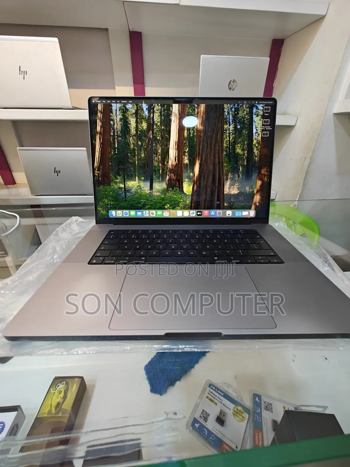 New Laptop Apple MacBook Pro M1 16GB Intel Core I9 SSD 512GB