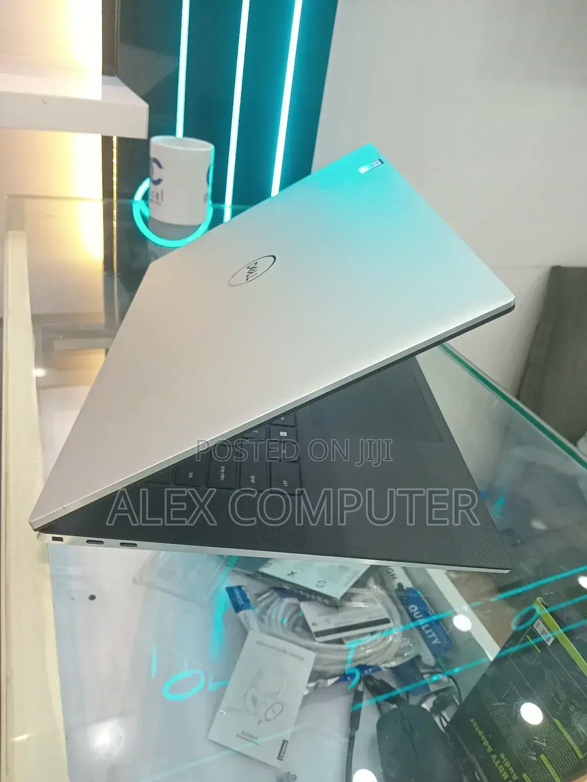 New Laptop Dell XPS 15 64GB Intel Core I9 SSD 4T