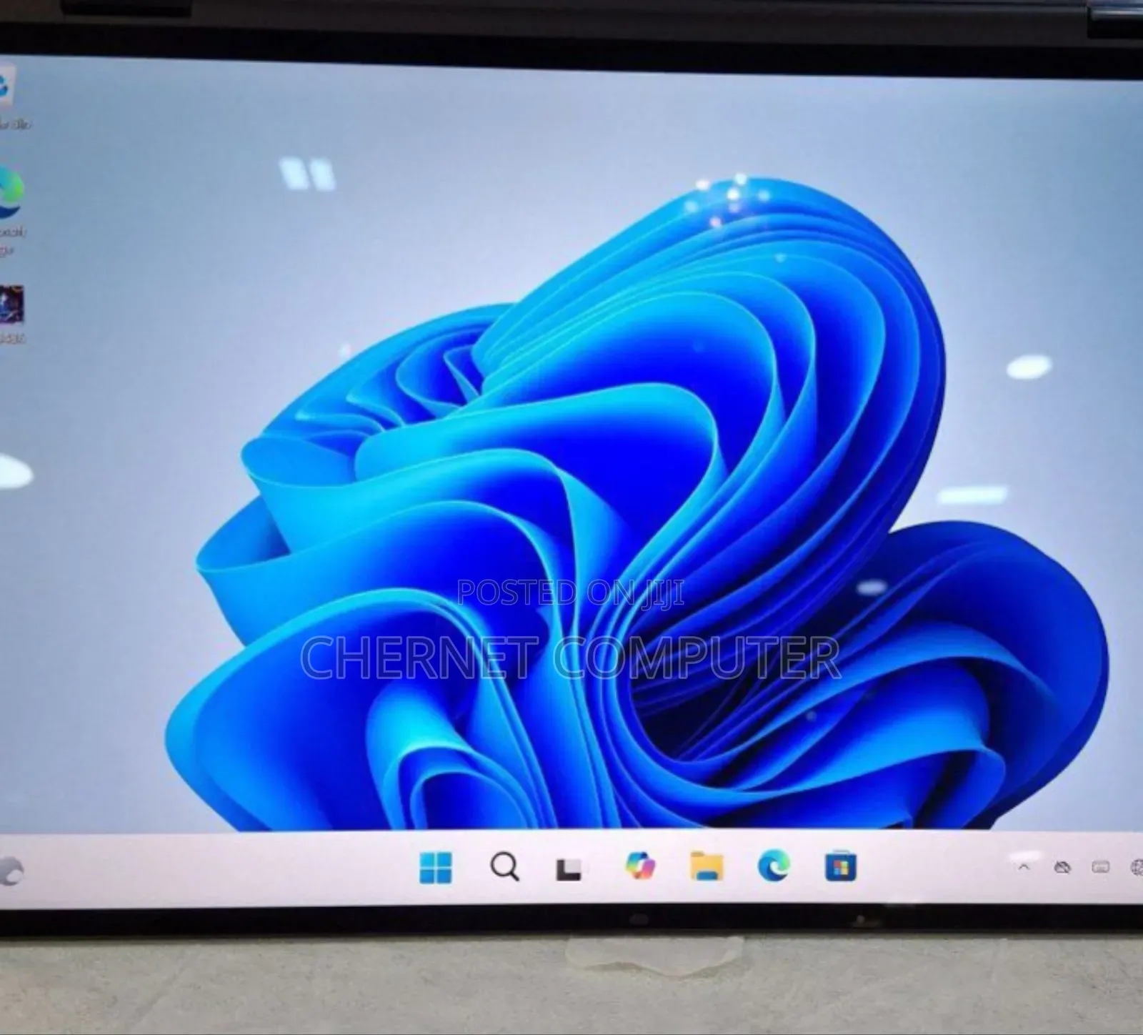 New Laptop Dell 32GB Intel Core Ultra 7 SSD 1T