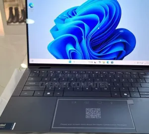 New Laptop Dell 32GB Intel Core Ultra 7 SSD 1T