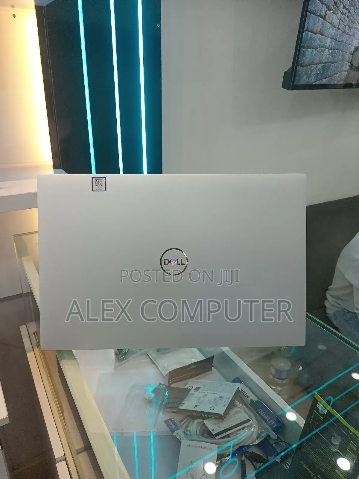 New Laptop Dell XPS 15 64GB Intel Core I9 SSD 4T