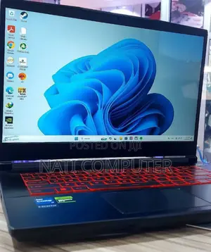 New Laptop MSI GE66 Raider 16GB Intel Core I7 SSD 1T