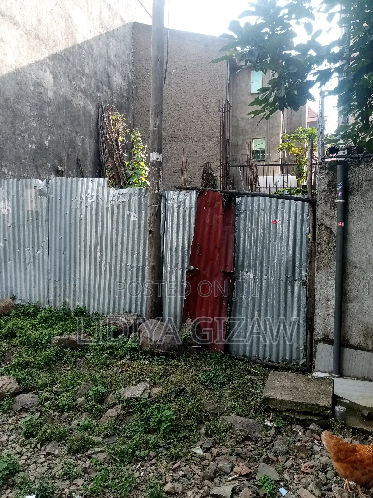 5bdrm House in Akaky Kaliti for sale