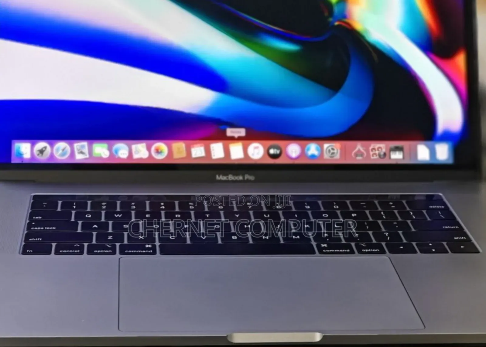 New Laptop Apple MacBook Pro 2019 32GB Intel Core I9 SSD 512GB