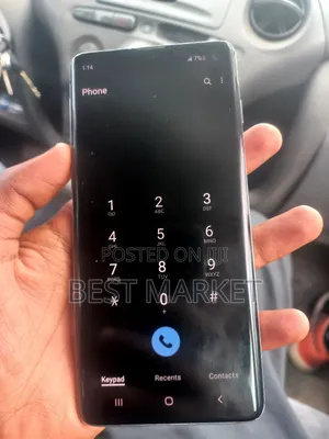 Photo - Samsung Galaxy S10 128 GB Black