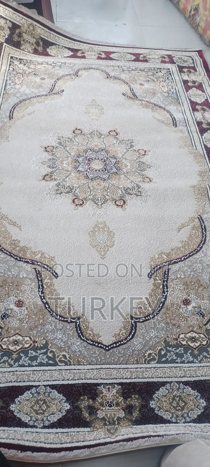 ምንጣፍ Turkey Original Carptes .Confaret