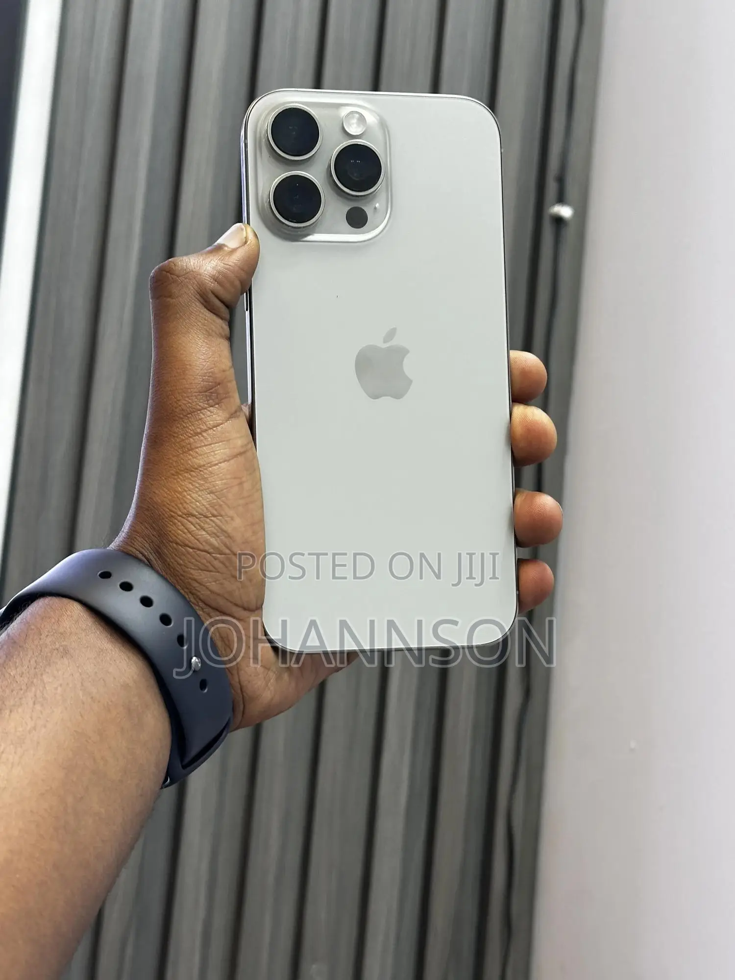 New Apple iPhone 16 Pro Max 256 GB