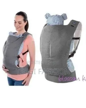 Chicco Baby Carrier/የልጆች ማዘያ