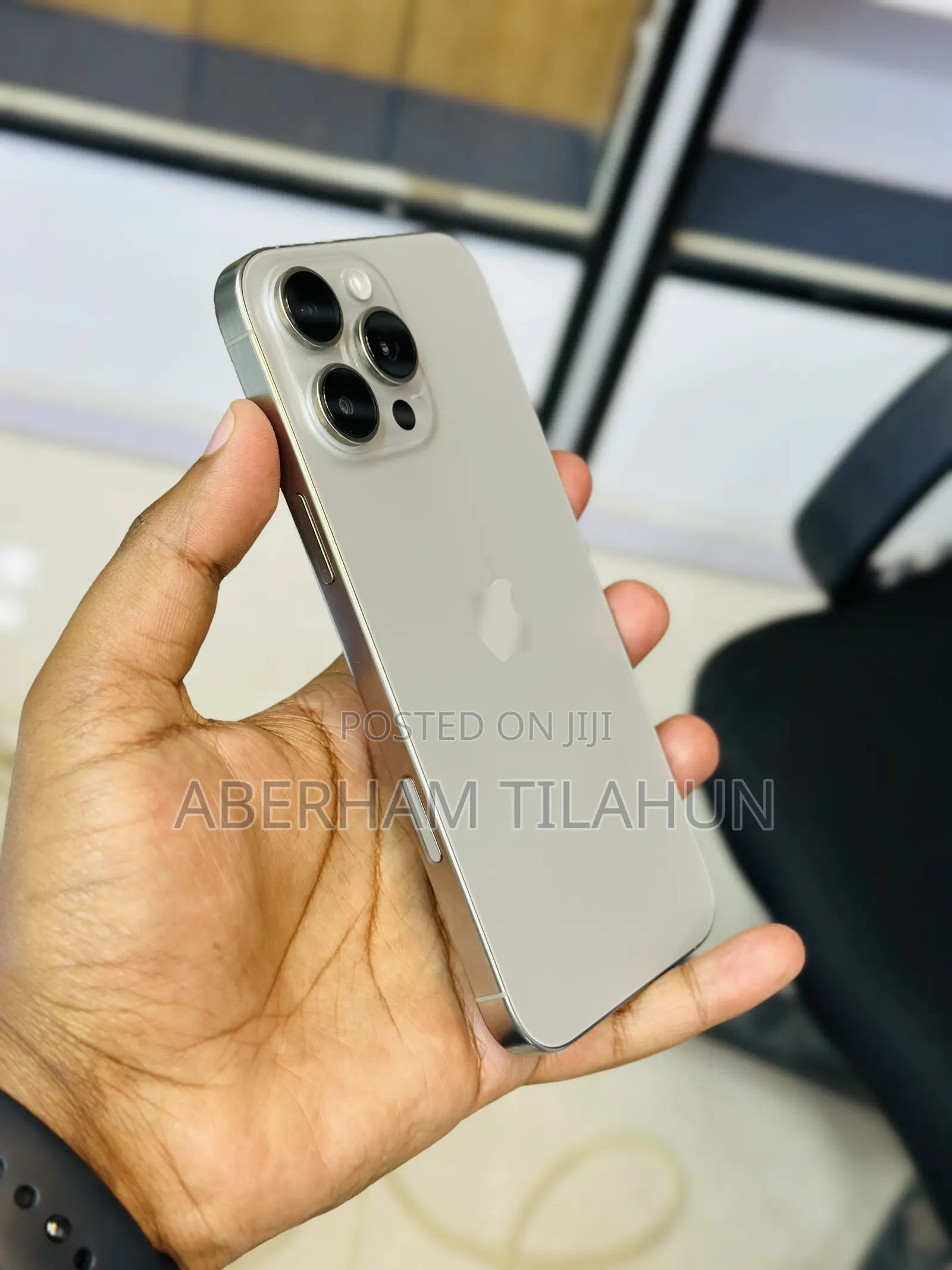 Apple iPhone 16 Pro Max 256 GB Silver