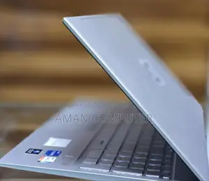 New Laptop HP Pavilion 15 8GB Intel Core I5 SSD 1T