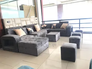 Meklit Adama Sofa Design With Table