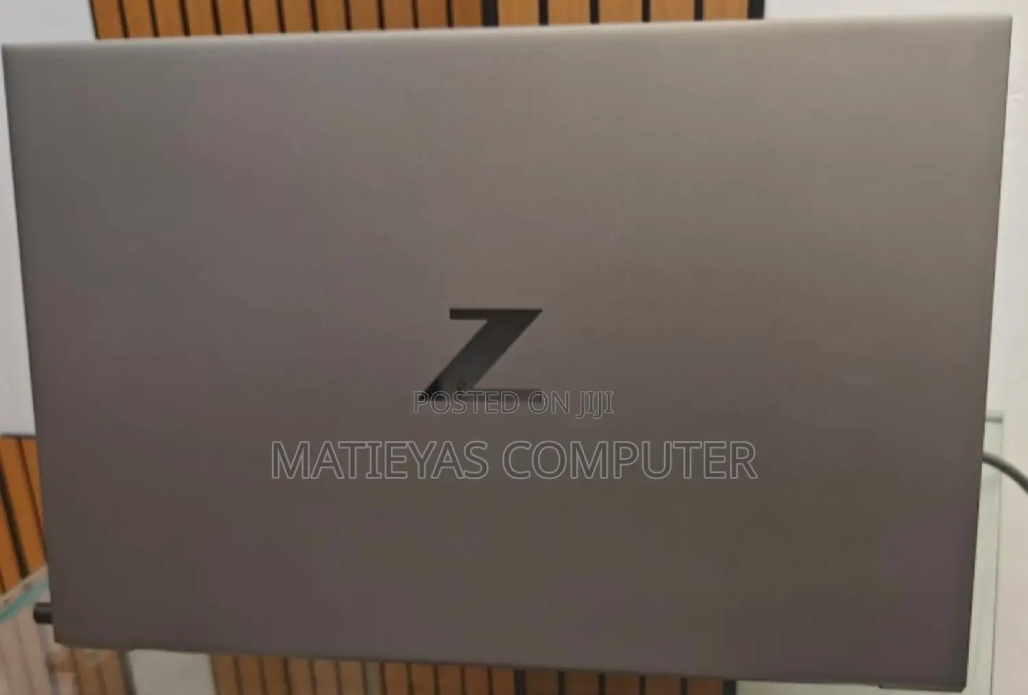 New Laptop HP ZBook Firefly G8 16GB Intel Core I7 SSD 1T