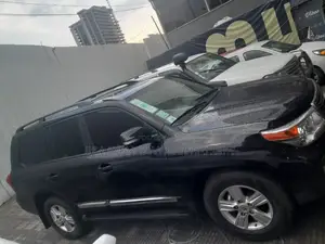 Toyota Land Cruiser 2014 Matt Black