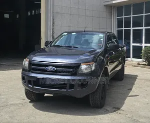 Photo - Ford Ranger Pickup for Rent With Driver