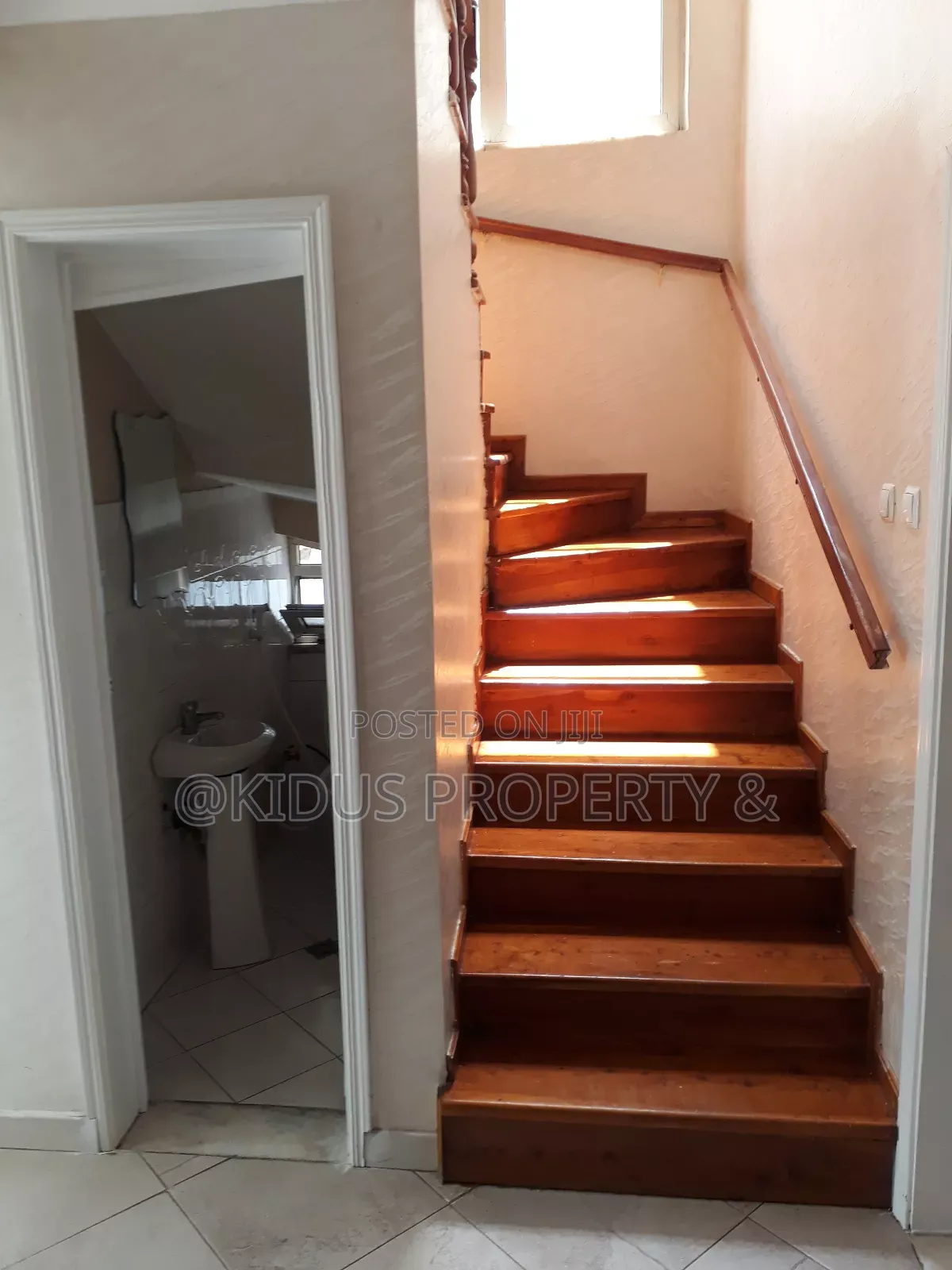 Furnished 5bdrm Penthouse in Lebu, Nifas Silk-Lafto for rent