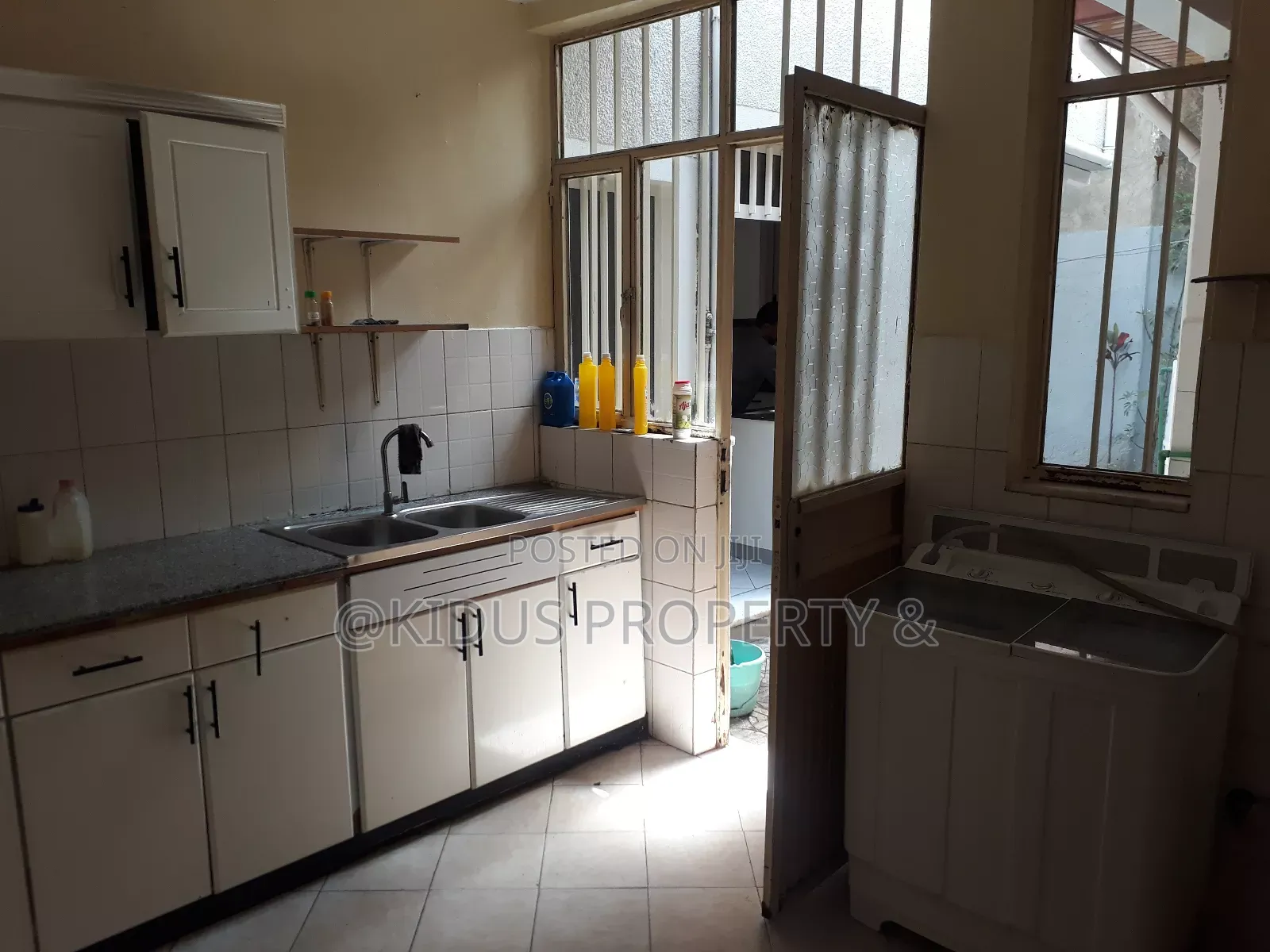 Furnished 5bdrm Penthouse in Lebu, Nifas Silk-Lafto for rent