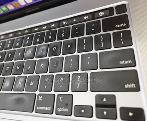 New Laptop Apple MacBook Pro 2019 32GB Intel Core I9 SSD 512GB