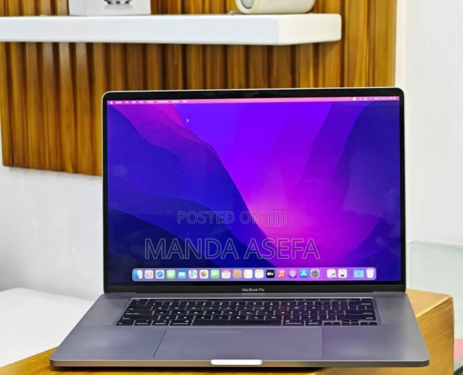 New Laptop Apple MacBook Pro 2019 32GB Intel Core I9 SSD 512GB