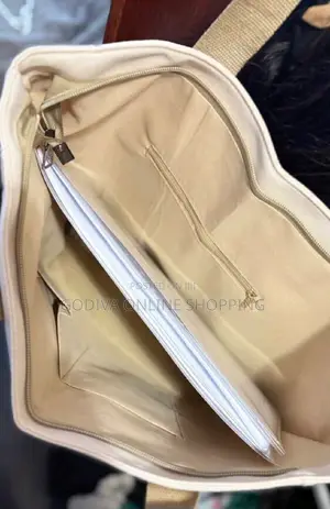 Available on Hand Tote Big