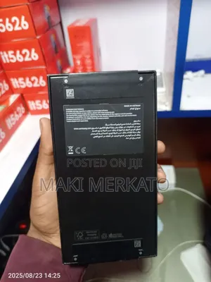 New Samsung Galaxy S24 Ultra 256 GB Black