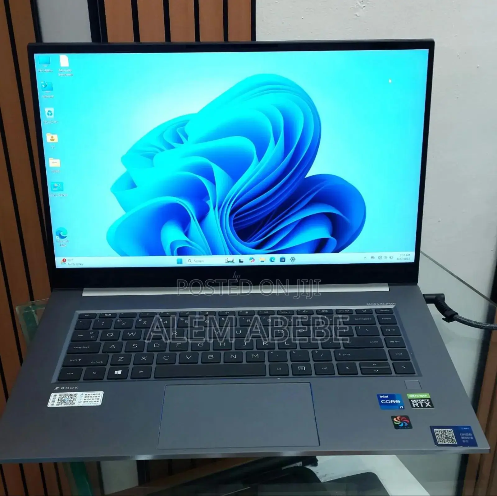 New Laptop HP ZBook 15 32GB Intel Core I7 SSD 1T