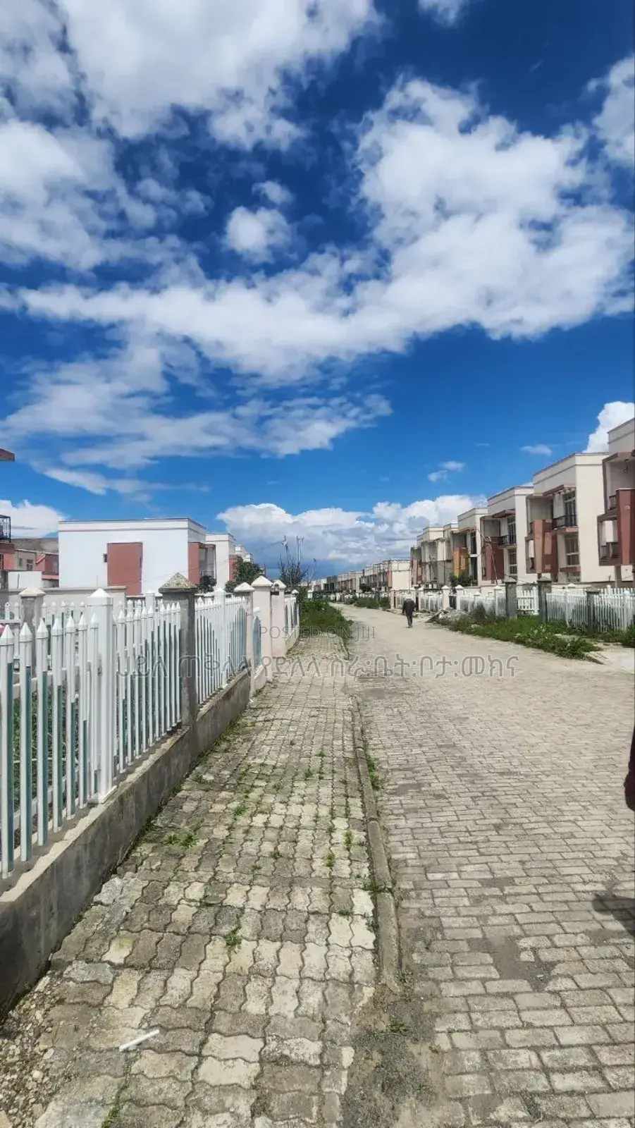 5bdrm House in Ccd Real State, Oromia-Finfinne for sale