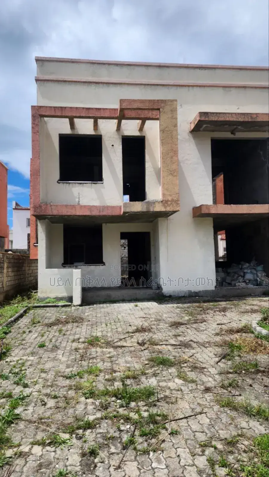 5bdrm House in Ccd Real State, Oromia-Finfinne for sale