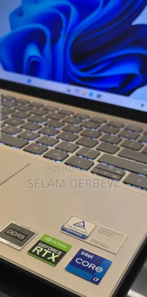 Photo - New Laptop Dell Inspiron 14 16GB Intel Core i7 SSD 512GB