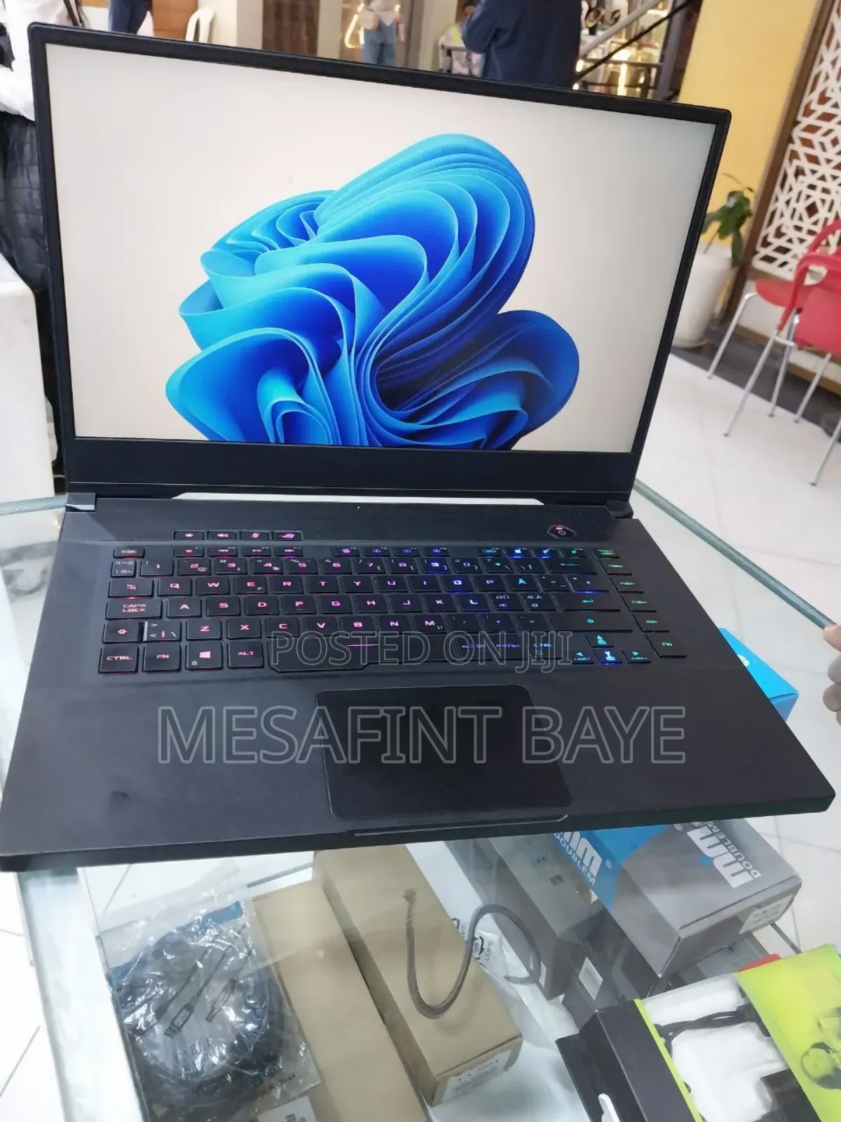 New Laptop Asus ROG Zephyrus G15 32GB AMD Ryzen 7 SSD 1T