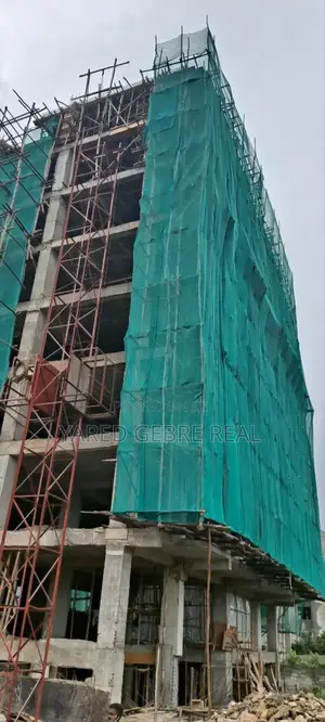 3bdrm Apartment in 📍 አያት Et-Villlage 🛬, Yeka for sale