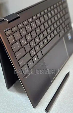 Photo - New Laptop HP Spectre X360 16GB Intel Core I7 SSD 1T