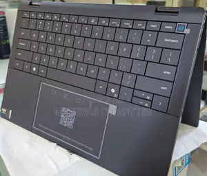 Photo - New Laptop Dell Latitude 9520 32GB Intel Core Ultra 7 SSD 1T