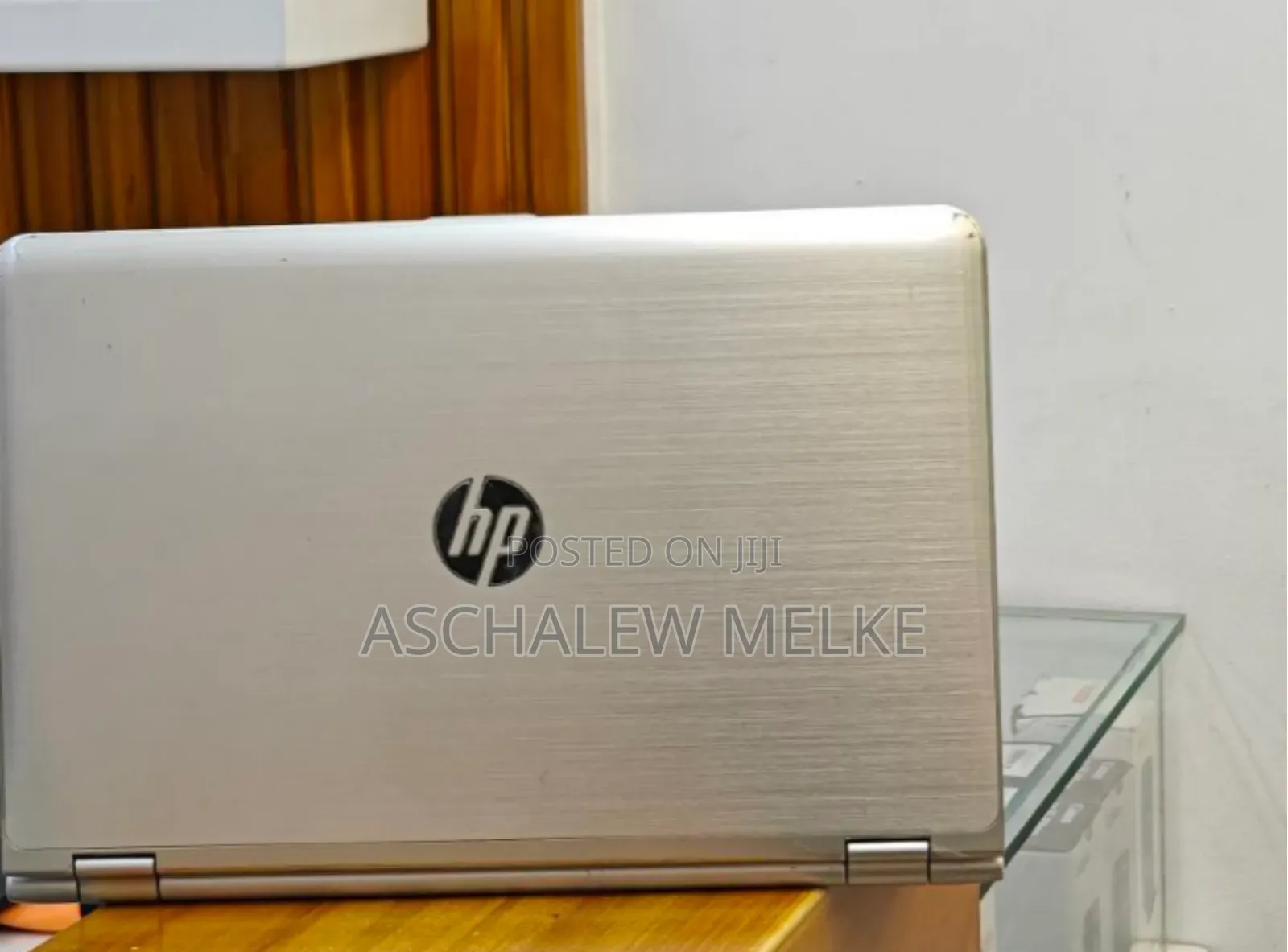 New Laptop HP Envy X360 8GB Intel Core I7 HDD 1T