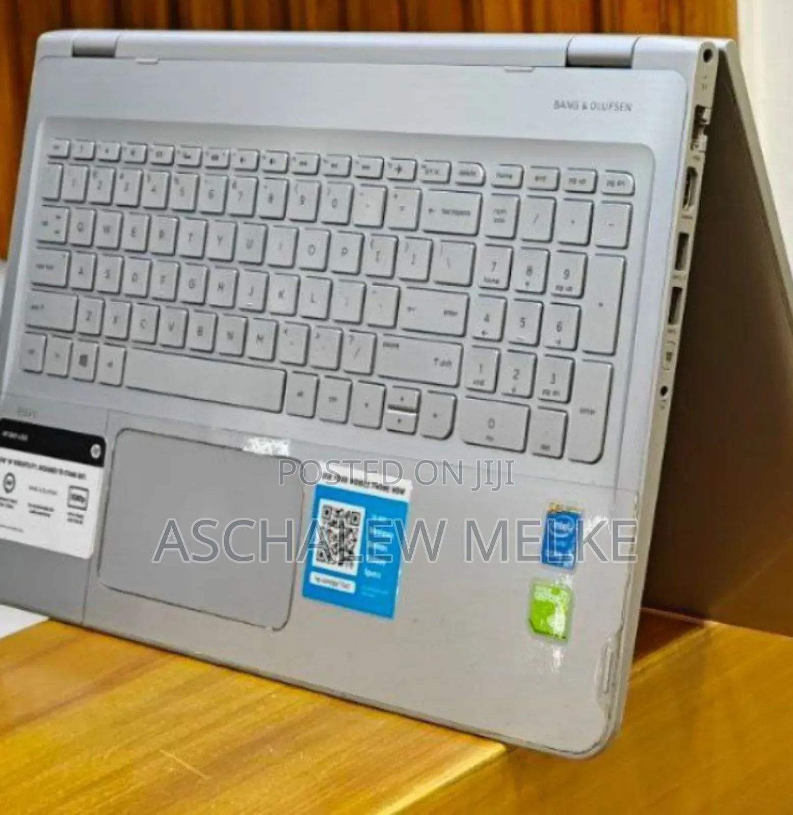 New Laptop HP Envy X360 8GB Intel Core I7 HDD 1T